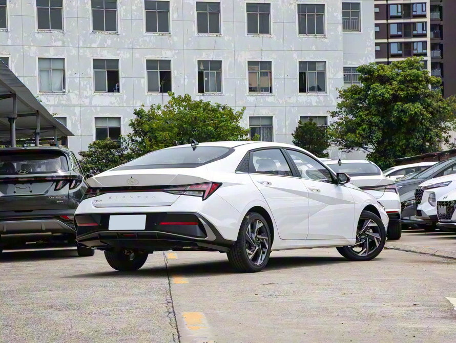 Hyundai Elantra Pre-Top 2023 Hyundai Elantra Pre-Top 2023
