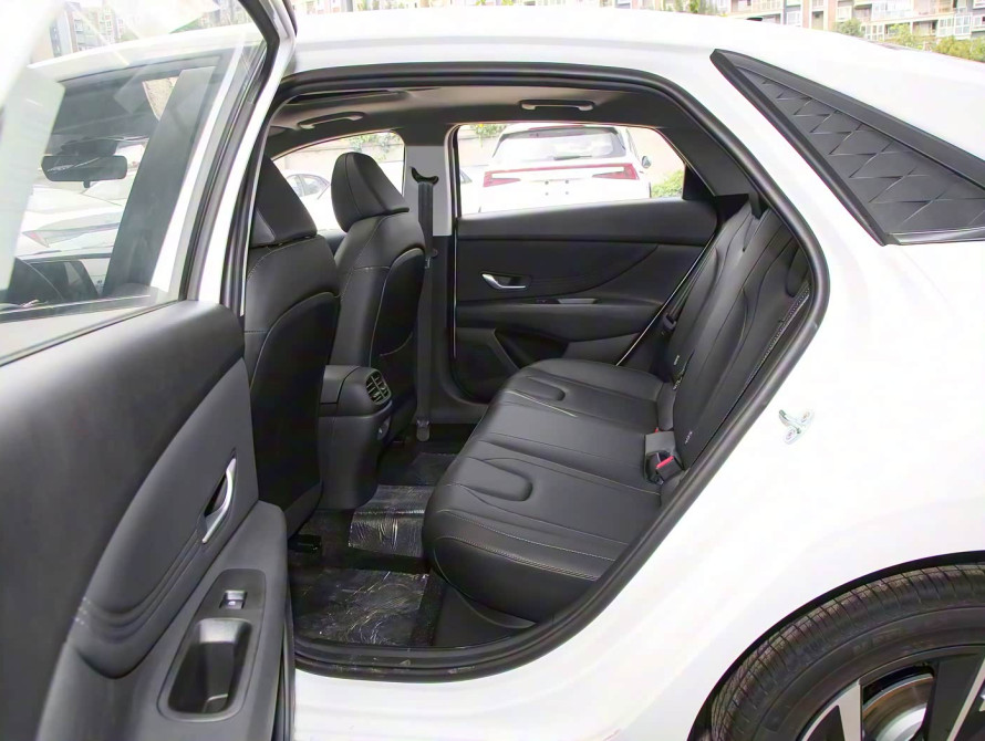 Hyundai Elantra Pre-Top 2023 Hyundai Elantra Pre-Top 2023