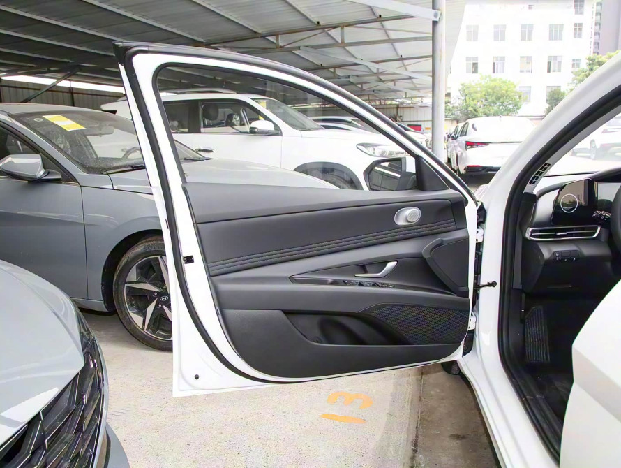 Hyundai Elantra Pre-Top 2023 Hyundai Elantra Pre-Top 2023
