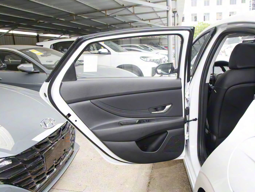 Hyundai Elantra Pre-Top 2023 Hyundai Elantra Pre-Top 2023