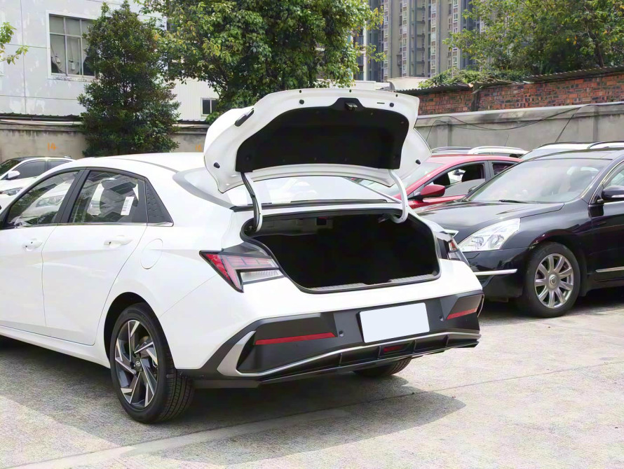 Hyundai Elantra Pre-Top 2023 Hyundai Elantra Pre-Top 2023