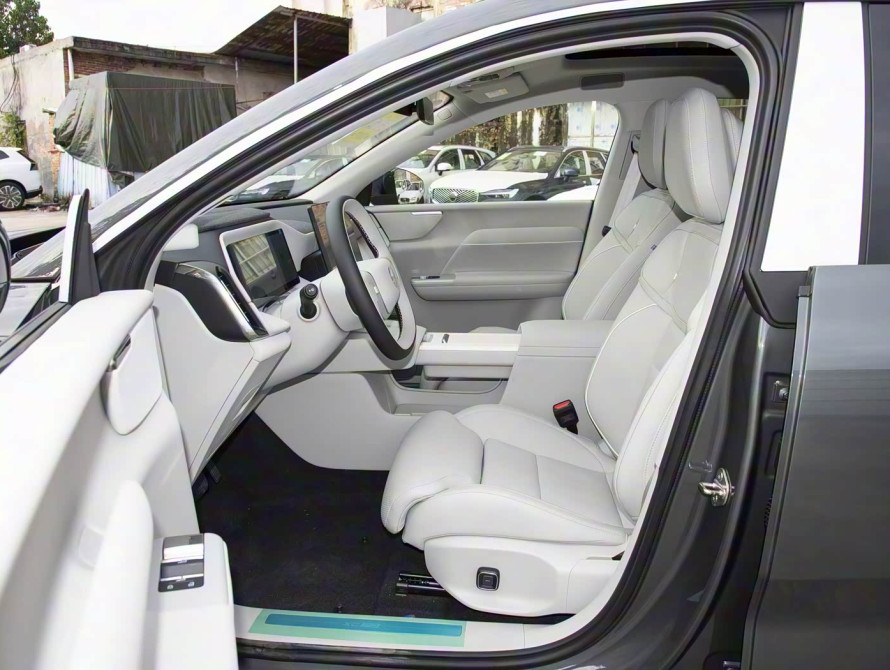 Volvo XC70 Hybrid Mid 2026 Volvo XC70 Hybrid Mid 2026