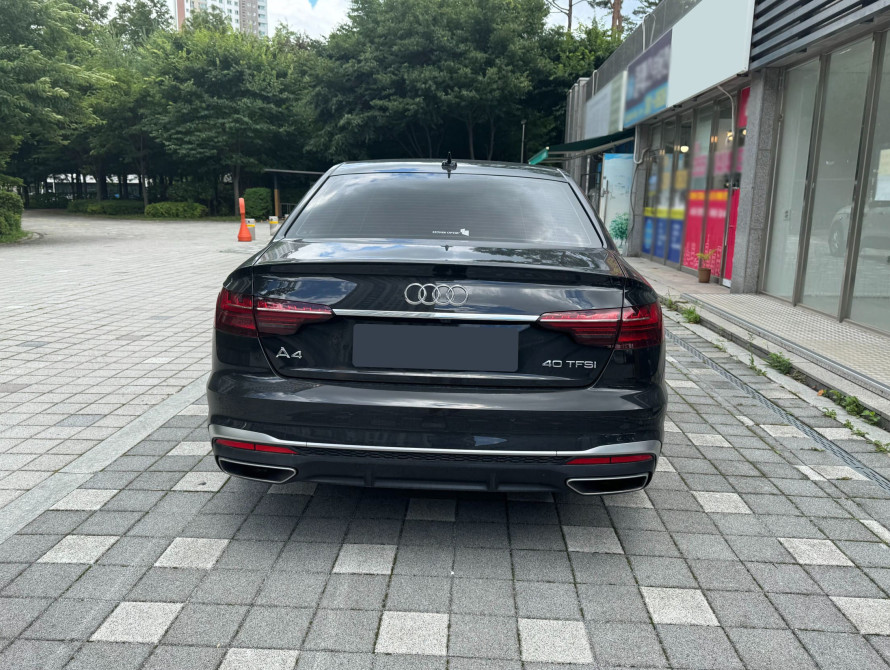 Audi A4 40 TFSI Premium 2023 Audi A4 40 TFSI Premium 2023