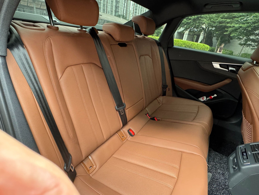 Audi A4 40 TFSI Premium 2023 Audi A4 40 TFSI Premium 2023