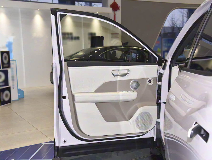 Toyota bZ3X Mid+ (LiDAR) 2025 Toyota bZ3X Mid+ (LiDAR) 2025