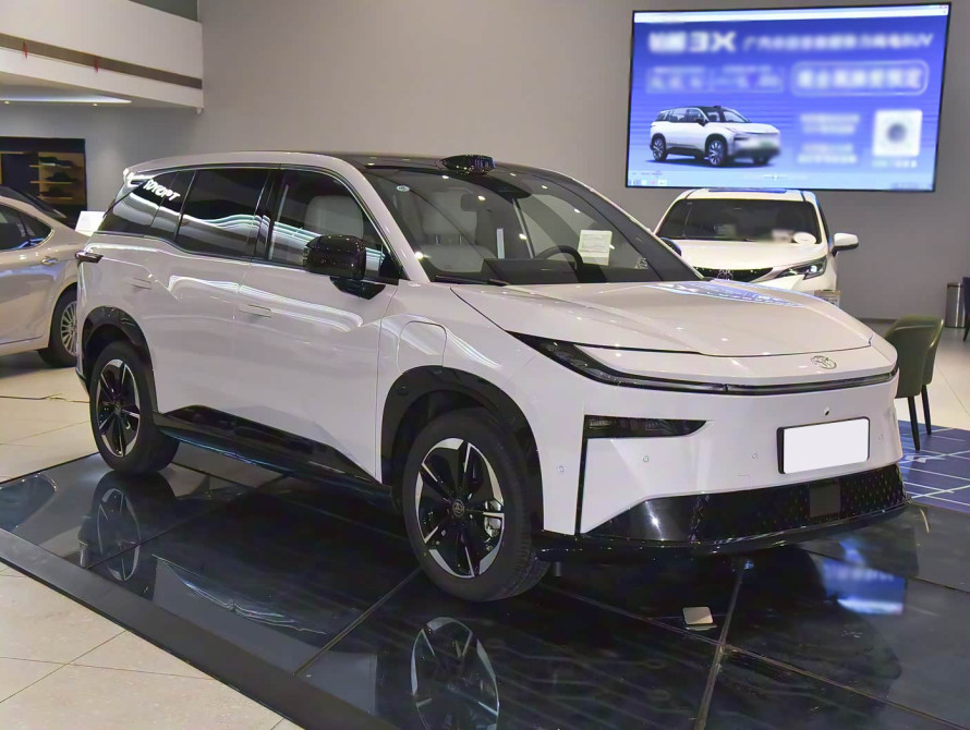 Toyota bZ3X Mid+ (LiDAR) 2025 Toyota bZ3X Mid+ (LiDAR) 2025