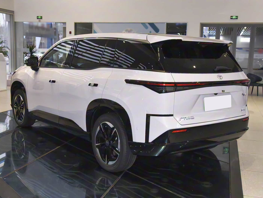 Toyota bZ3X Mid+ (LiDAR) 2025 Toyota bZ3X Mid+ (LiDAR) 2025