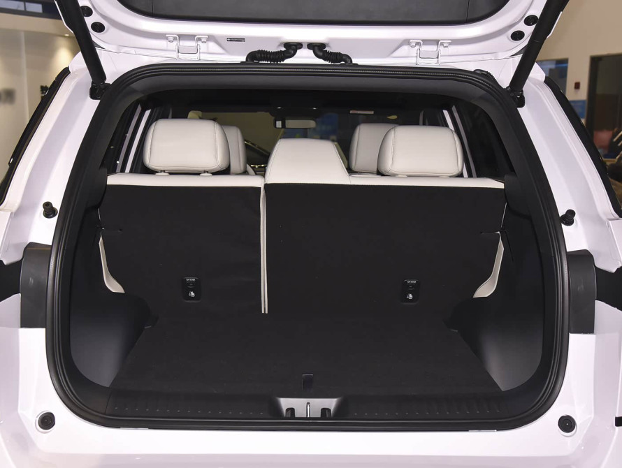 Toyota bZ3X Mid+ (LiDAR) 2025 Toyota bZ3X Mid+ (LiDAR) 2025