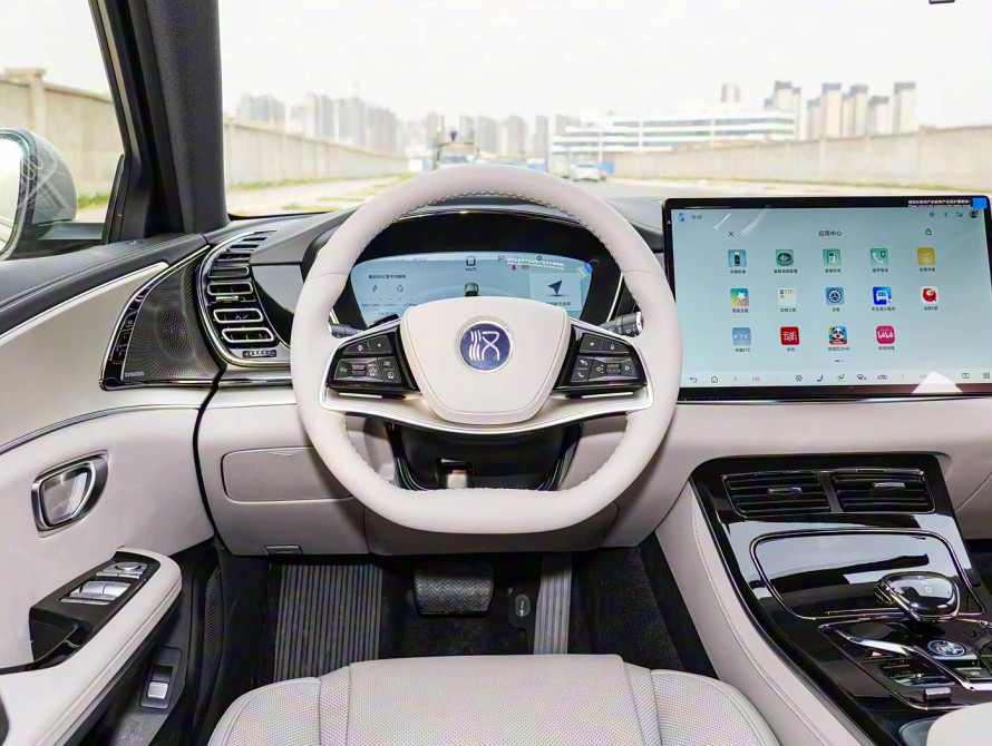 BYD Han DM-i 125KM Pre-Top 2025 BYD Han DM-i 125KM Pre-Top 2025