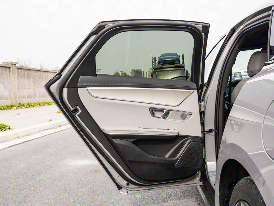 BYD Han DM-i 125KM Pre-Top 2025 BYD Han DM-i 125KM Pre-Top 2025