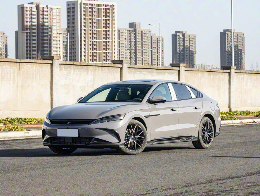 BYD Han DM-i 125KM Mid 2025 BYD Han DM-i 125KM Mid 2025