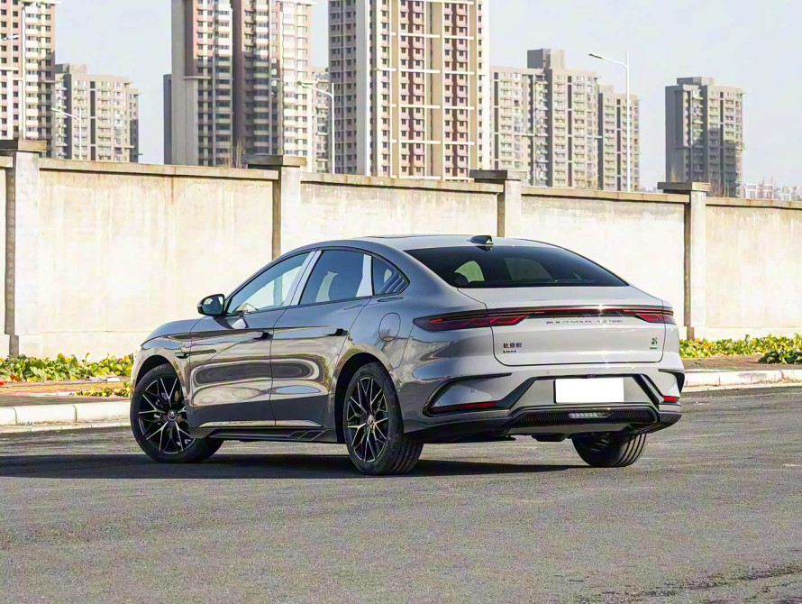 BYD Han DM-i 125KM Mid 2025 BYD Han DM-i 125KM Mid 2025