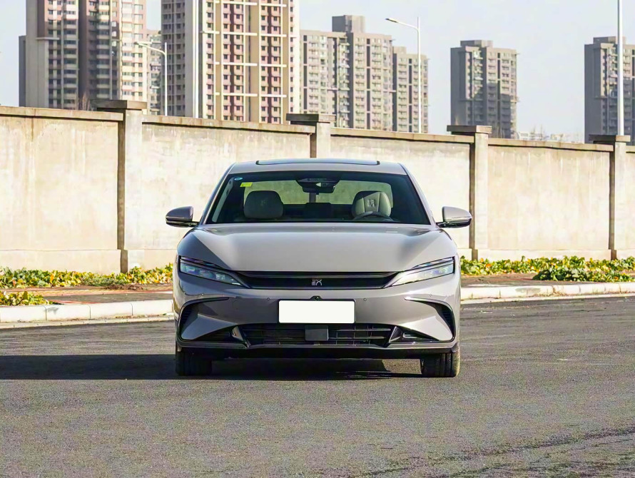 BYD Han DM-i 125KM Mid 2025 BYD Han DM-i 125KM Mid 2025