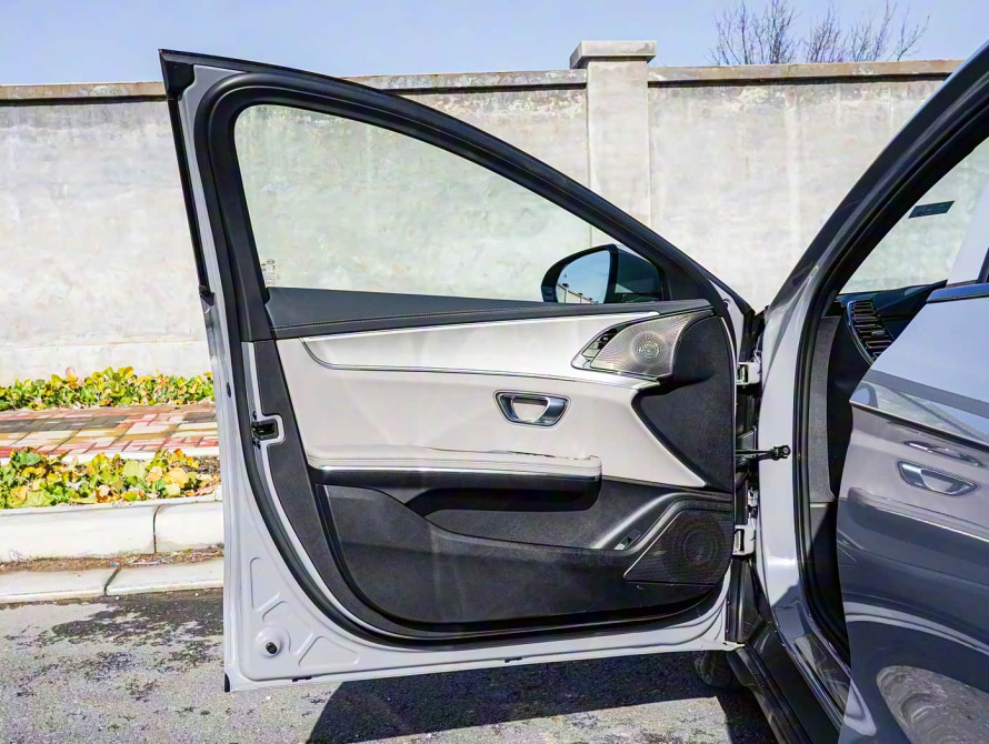 BYD Han DM-i 125KM Mid 2025 BYD Han DM-i 125KM Mid 2025