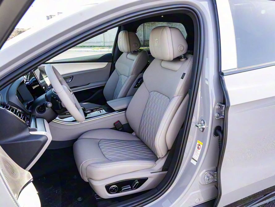 BYD Han DM-i 125KM Mid 2025 BYD Han DM-i 125KM Mid 2025