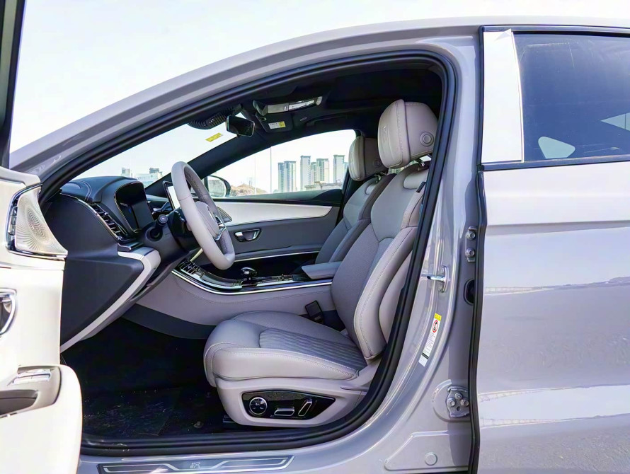 BYD Han DM-i 125KM Mid 2025 BYD Han DM-i 125KM Mid 2025