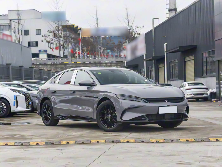 BYD Han DM-i 125KM Basic 2025 BYD Han DM-i 125KM Basic 2025