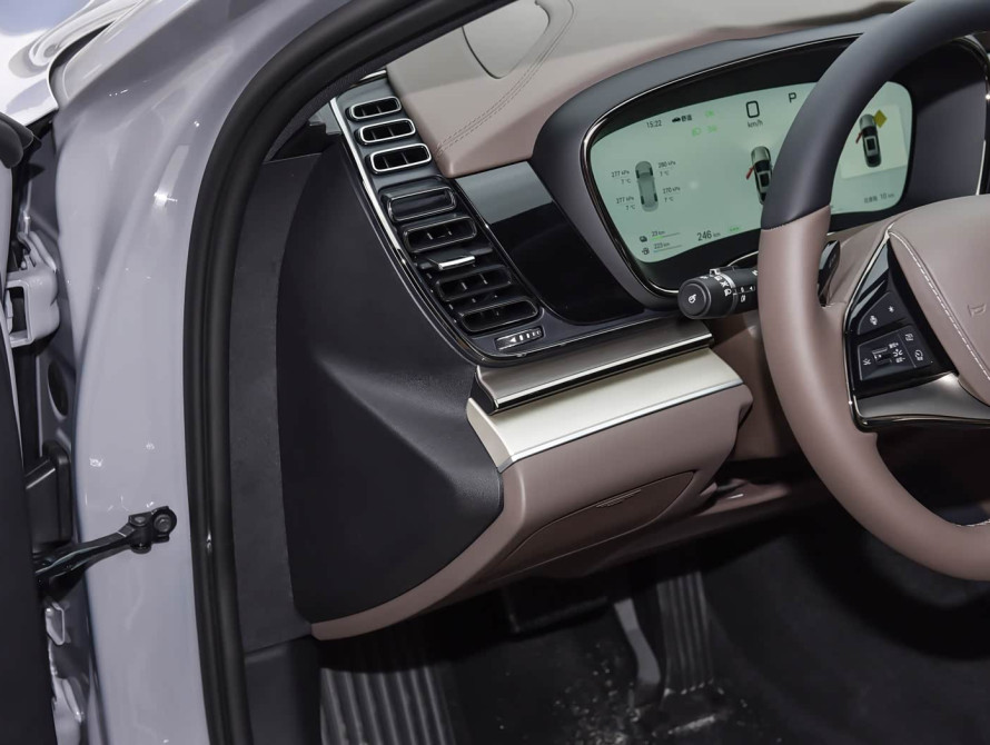 BYD Han DM-i 125KM Basic 2025 BYD Han DM-i 125KM Basic 2025