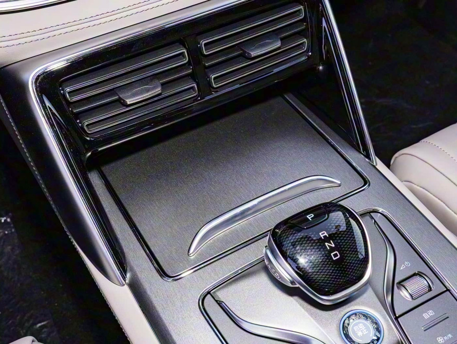 BYD Tang DM-i Top 2025 BYD Tang DM-i Top 2025