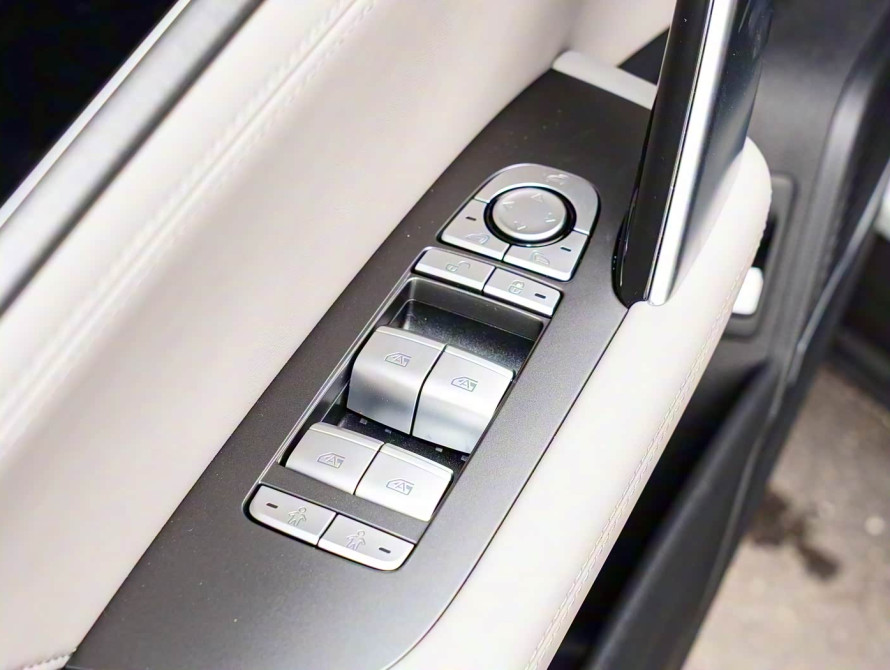 BYD Tang DM-i Mid 2025 BYD Tang DM-i Mid 2025