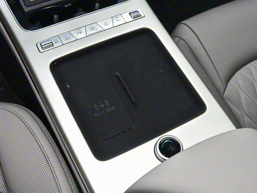 BYD Han DM-i 245KM Mid+ 2025 BYD Han DM-i 245KM Mid+ 2025