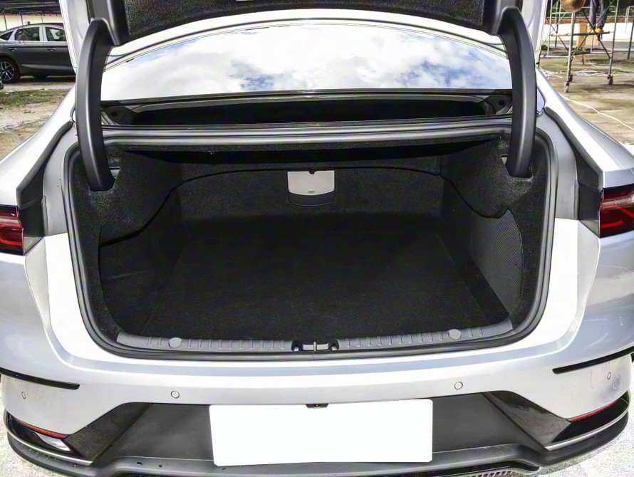 BYD Han DM-i 245KM Mid+ 2025 BYD Han DM-i 245KM Mid+ 2025