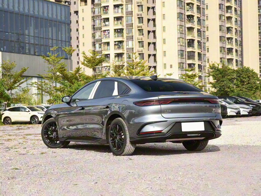 BYD Han DM-i 245KM Mid+ 2025 BYD Han DM-i 245KM Mid+ 2025