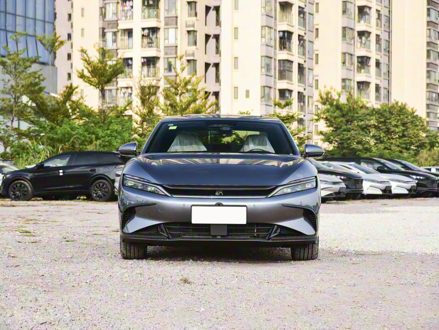 BYD Han DM-i 245KM Mid+ 2025 BYD Han DM-i 245KM Mid+ 2025
