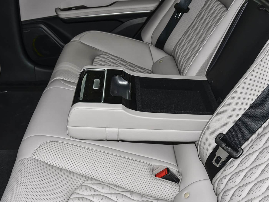 BYD Han DM-i 245KM Mid+ 2025 BYD Han DM-i 245KM Mid+ 2025