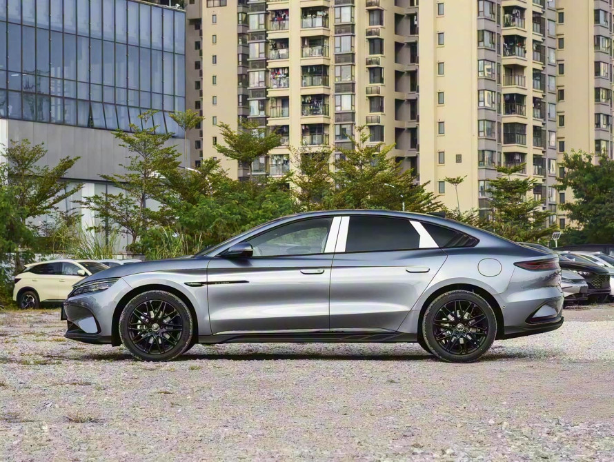 BYD Han DM-i 245KM Mid+ 2025 BYD Han DM-i 245KM Mid+ 2025
