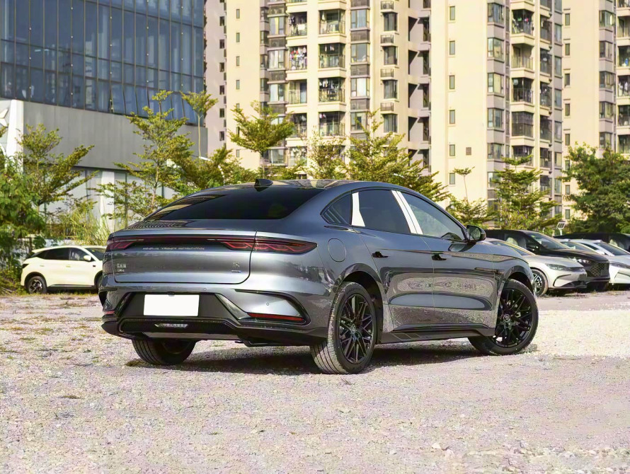 BYD Han DM-i 245KM Mid+ 2025 BYD Han DM-i 245KM Mid+ 2025