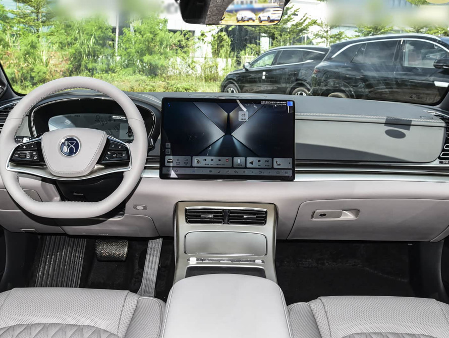 BYD Han DM-i 245KM Mid 2025 BYD Han DM-i 245KM Mid 2025