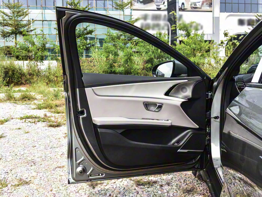 BYD Han DM-i 245KM Mid 2025 BYD Han DM-i 245KM Mid 2025