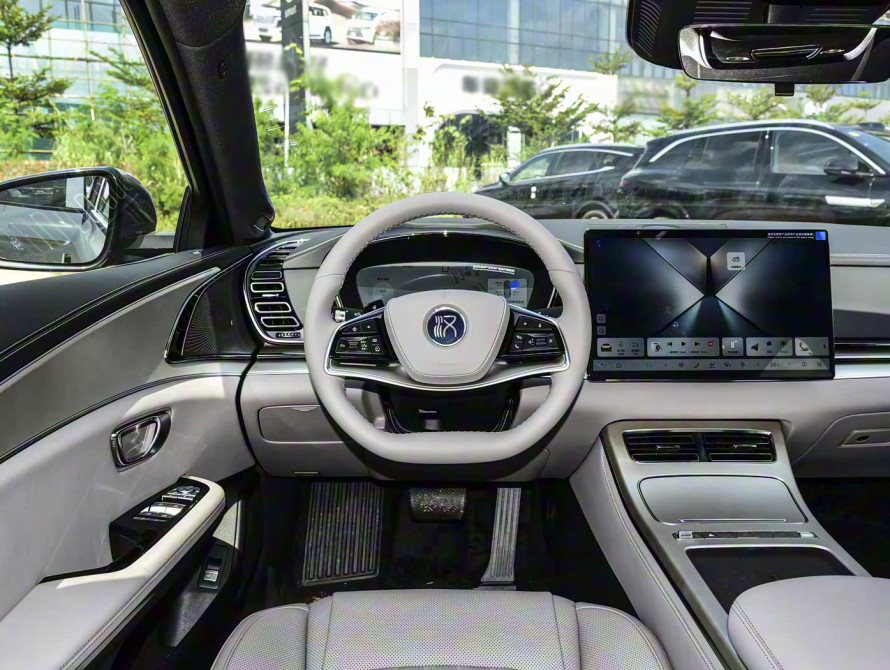 BYD Han DM-i 245KM Mid 2025 BYD Han DM-i 245KM Mid 2025