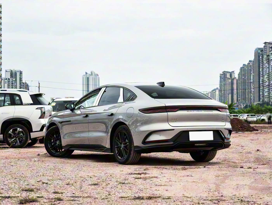 BYD Han DM-i 245KM Mid 2025 BYD Han DM-i 245KM Mid 2025