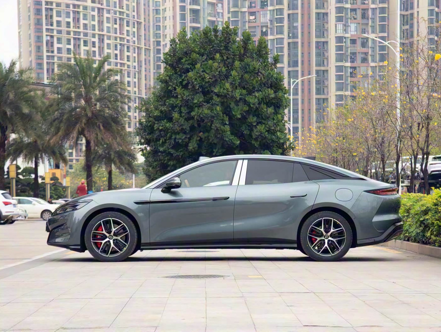BYD Han L DM-p Top 2025 BYD Han L DM-p Top 2025