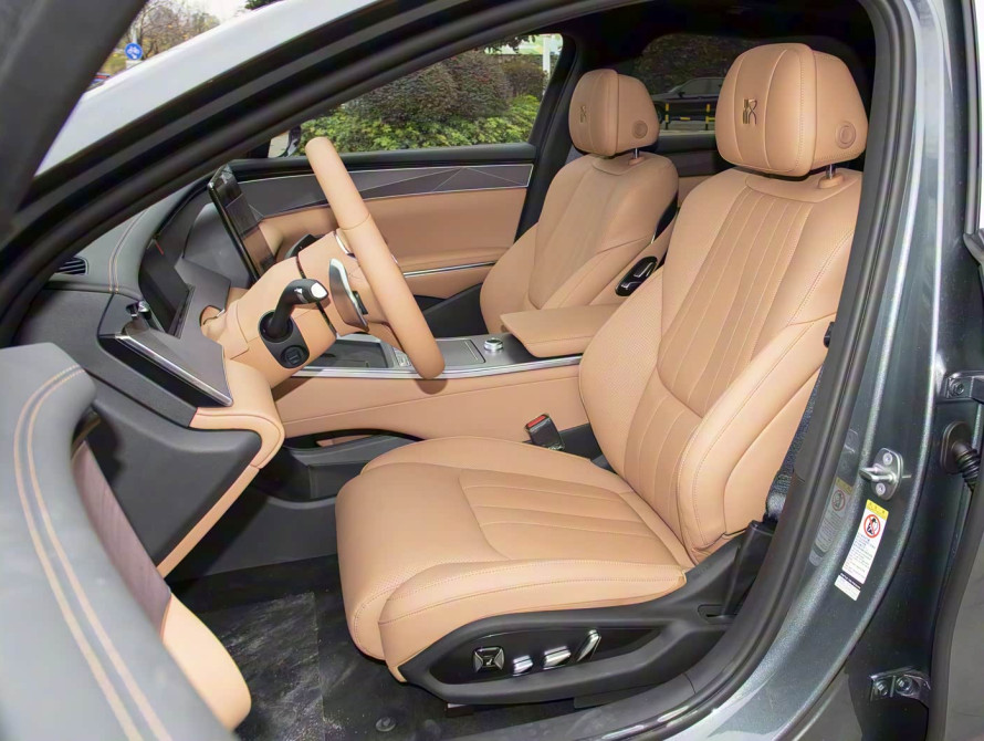 BYD Han L DM-p Top 2025 BYD Han L DM-p Top 2025