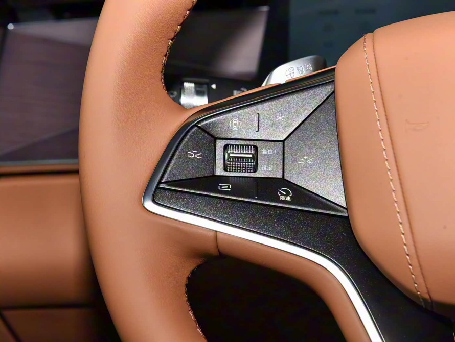 BYD Han L DM-i 200KM Mid 2025 BYD Han L DM-i 200KM Mid 2025