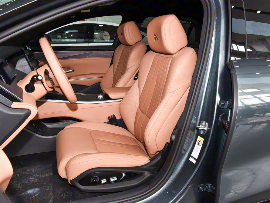 BYD Han L DM-i 200KM Mid 2025 BYD Han L DM-i 200KM Mid 2025