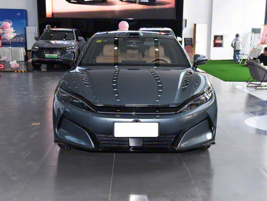 BYD Han L DM-i 200KM Mid 2025 BYD Han L DM-i 200KM Mid 2025