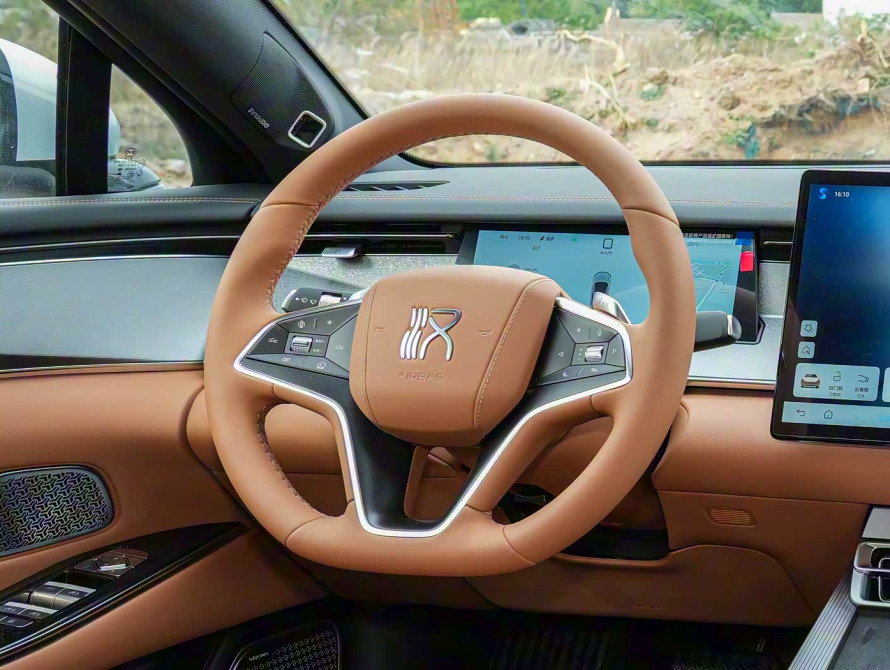 BYD Han L DM-i 200KM Basic 2025 BYD Han L DM-i 200KM Basic 2025