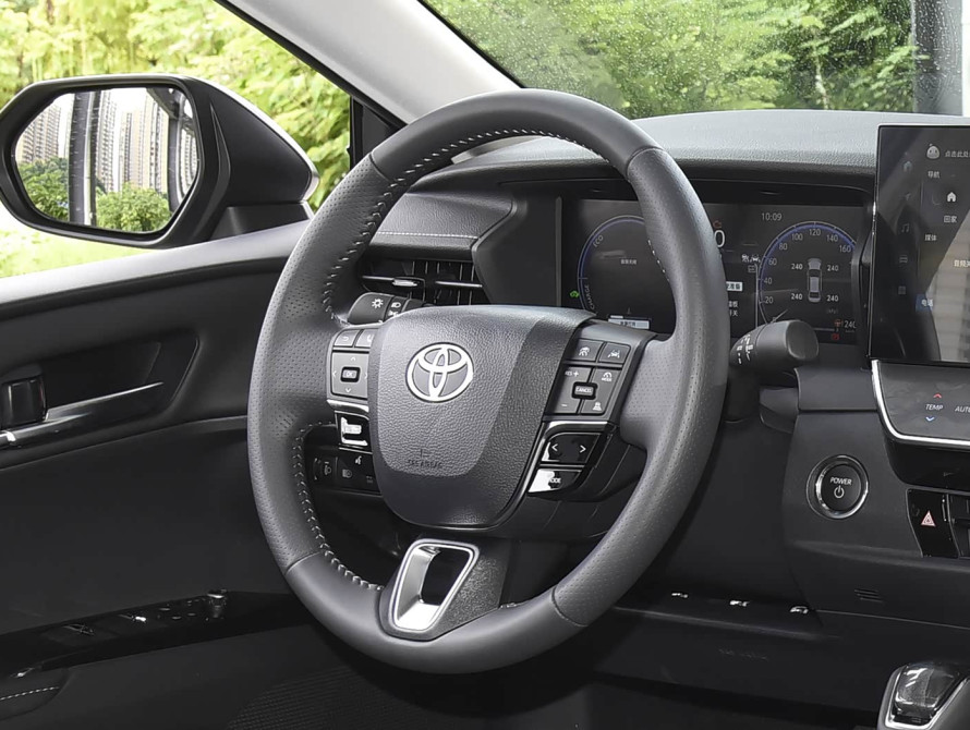 Toyota Camry Hybrid Mid 2026 Toyota Camry Hybrid Mid 2026